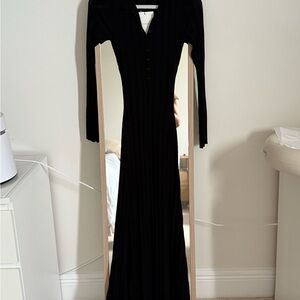 DISSH Black Long Sleeve Maxi Dress